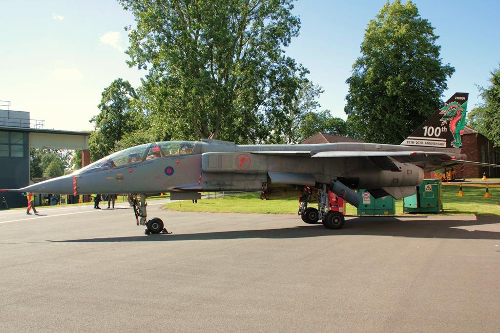 26Jun12_XX835_(2)_SR