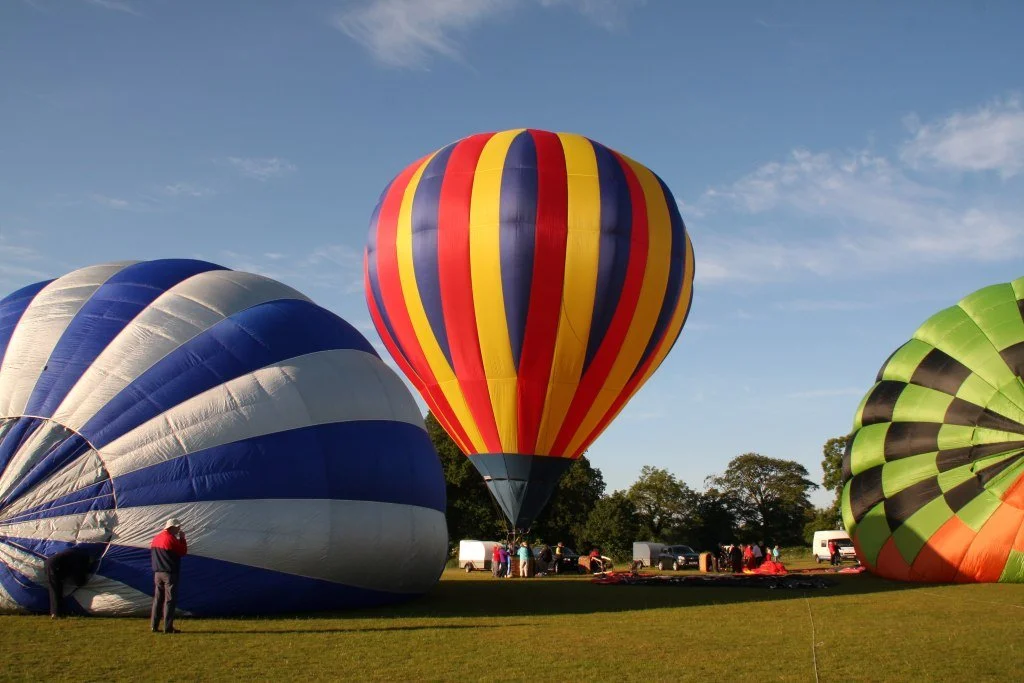 D7-329 (G-FVEL_G-LIMP_G-CGRF)