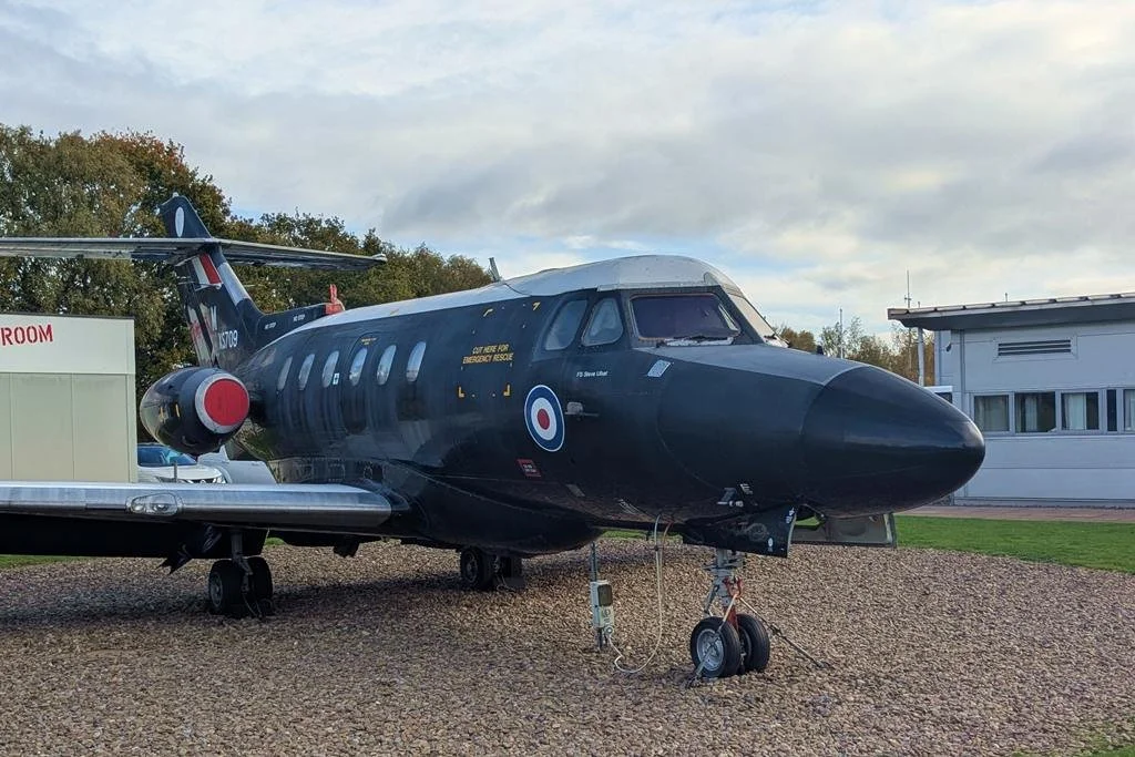 25Oct27_XS709_(1)_SR
