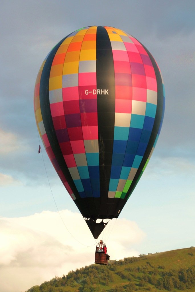 26May29_G-DRHK_(1)_SR