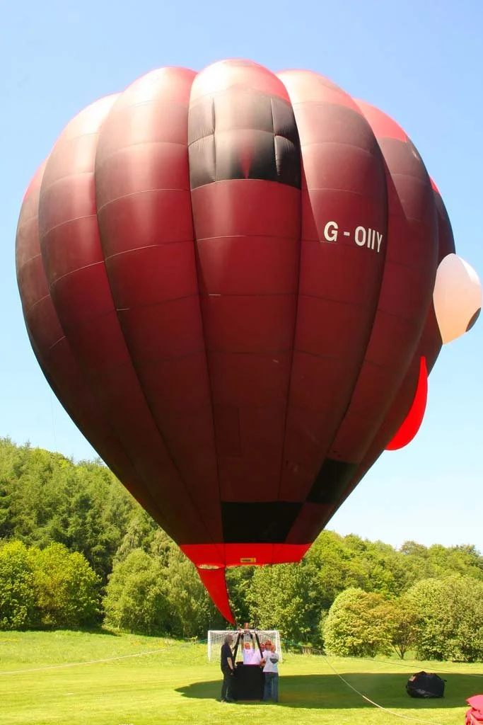 18May27_G-OIIY_(2)_SR