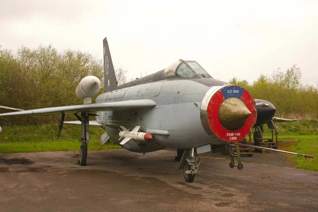 18Apr27_XS903(1)_SR.jpg
