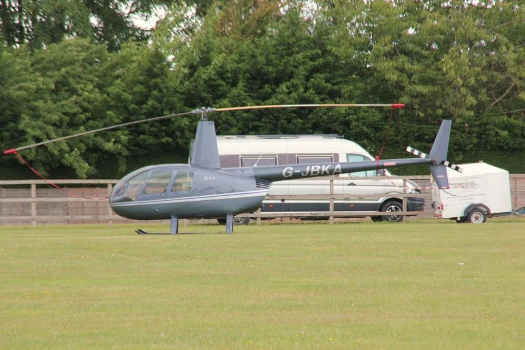 26Jul05_G-JBKA_(1)_SR