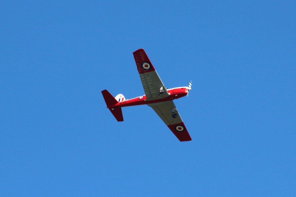 26Jun12_G-BWUN_WD310_(1)_SR