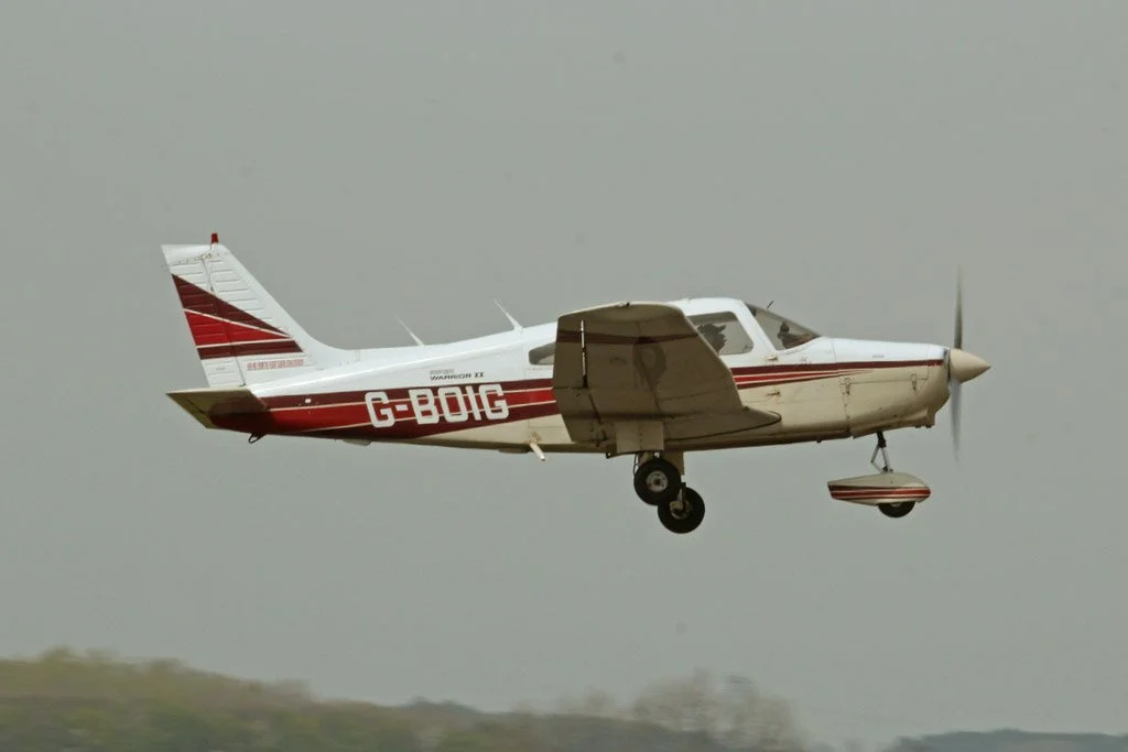 D12-595 (G-BOIG).jpg