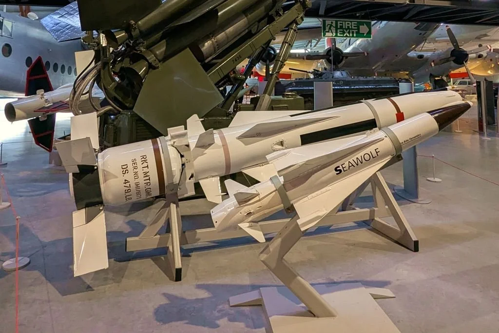 25Oct27_Missile_(4)_SR
