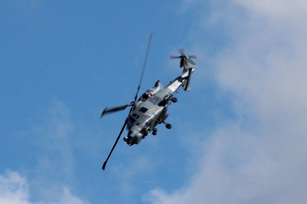 26Jun12_ZZ377_(5)_SR