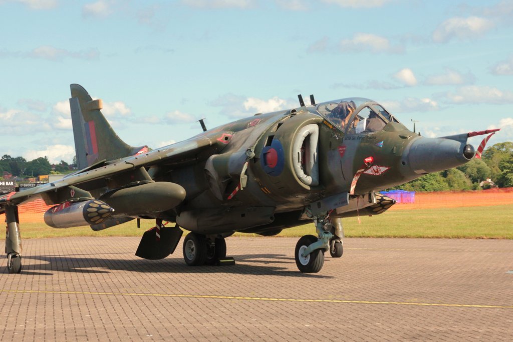 26Jun12_XZ991_(1)_SR