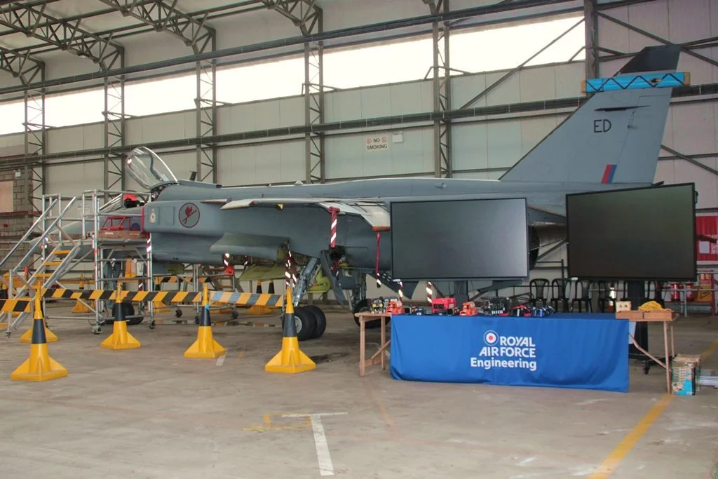26Jun12_XX738_(1)_SR
