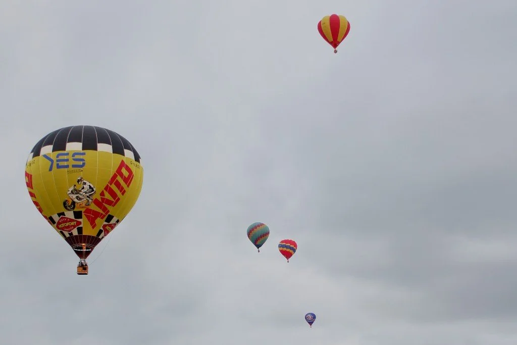 D4-352 (Balloons).JPG
