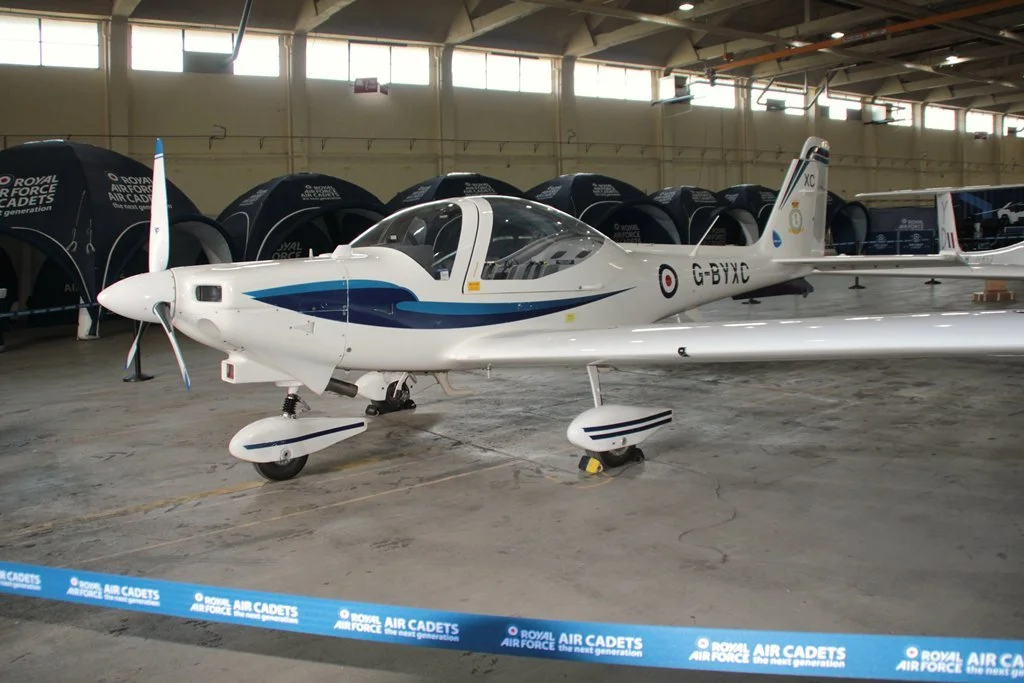 26Jun12_G-BYXC_(1)_SR