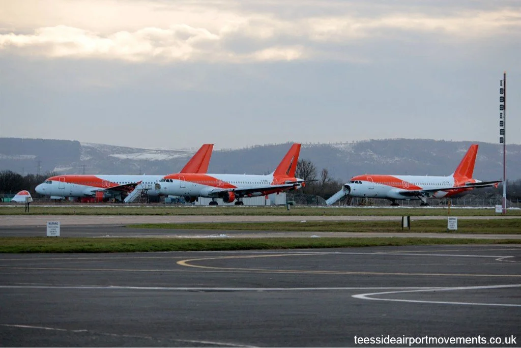 25Jan07_G-Exxx_G-EZBB_LY-CYM_(1)_AW Credit/Copyright Aidan Williamson