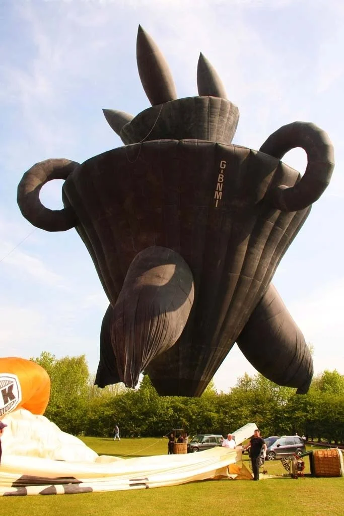 D12-641 (G-BNMI).jpg