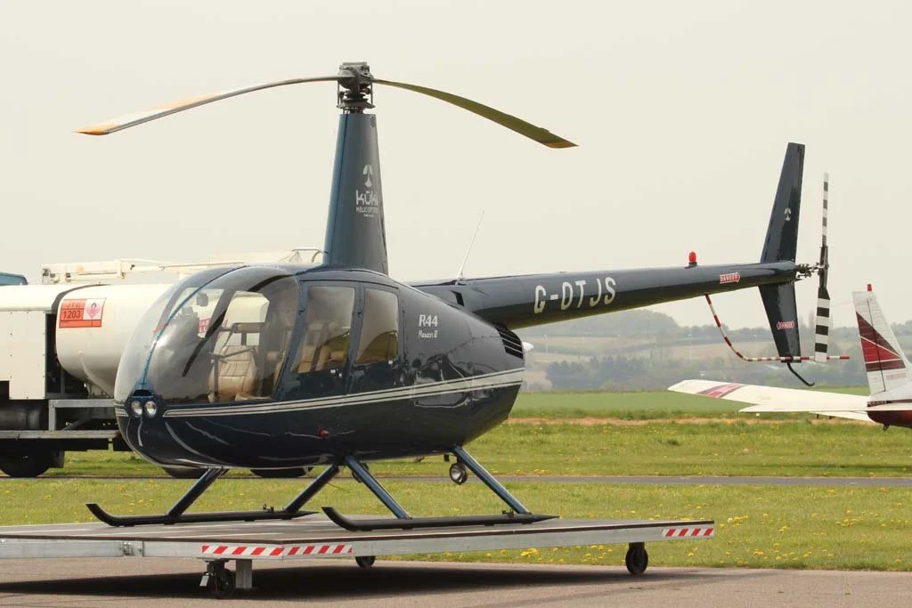 D12-609 (G-OTJS).jpg