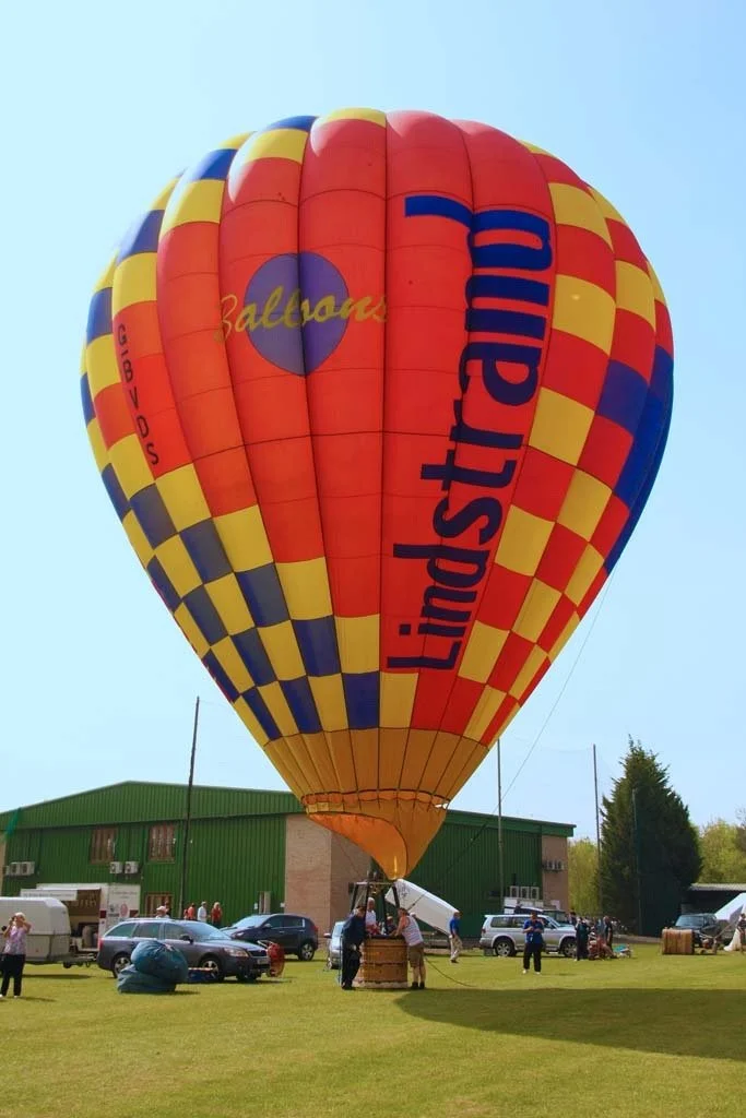 D12-685 (G-BVDS).jpg