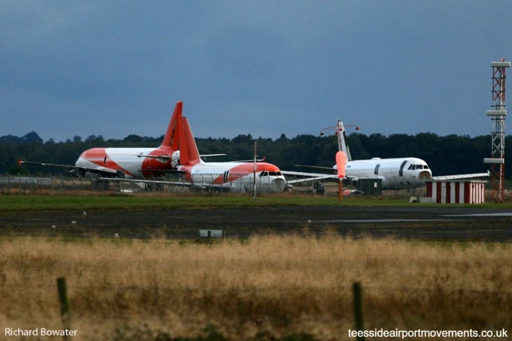 25Aug28_G-EZAY_ES-SAM_OE-LKI_(1)_RB Credit/Copyright Richard Bowater