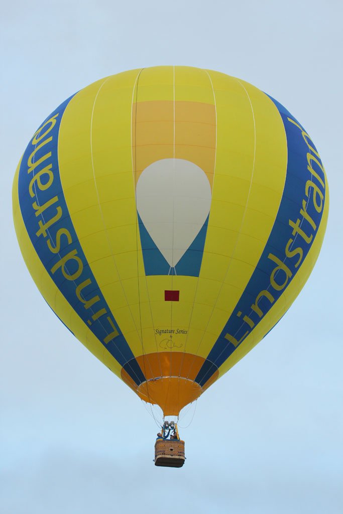 17Sep30_G-CJVH_(1)_SR