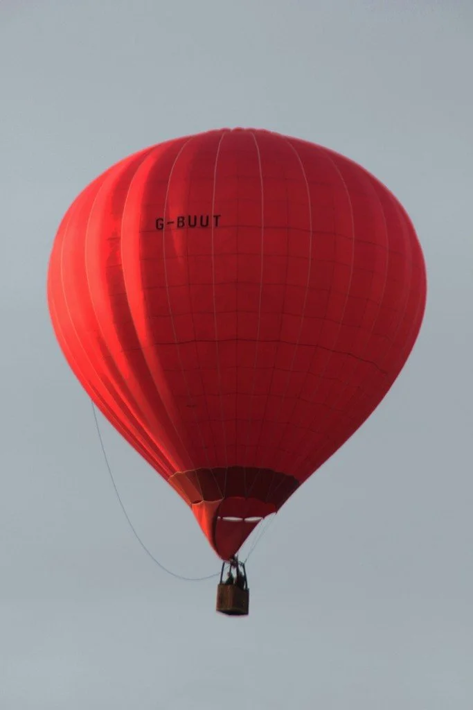 26May30_G-BUUT_(1)_SR