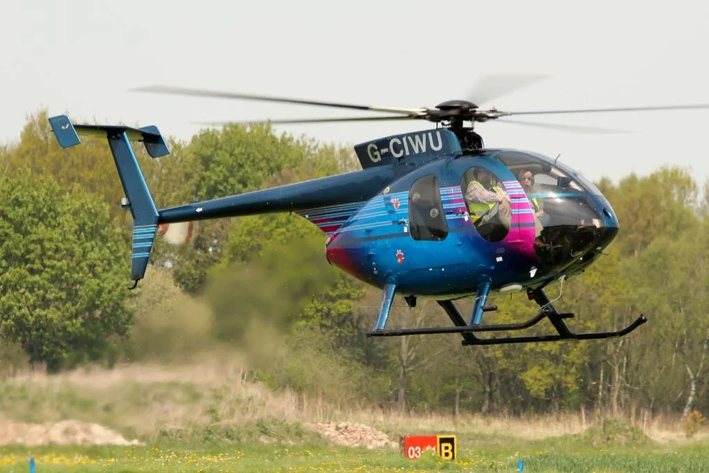 D12-831 (G-CIWU).jpg