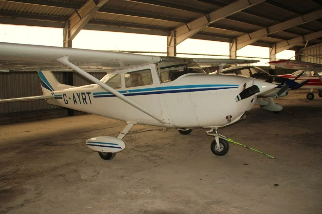 26Jul05_G-AYRT_(1)_SR