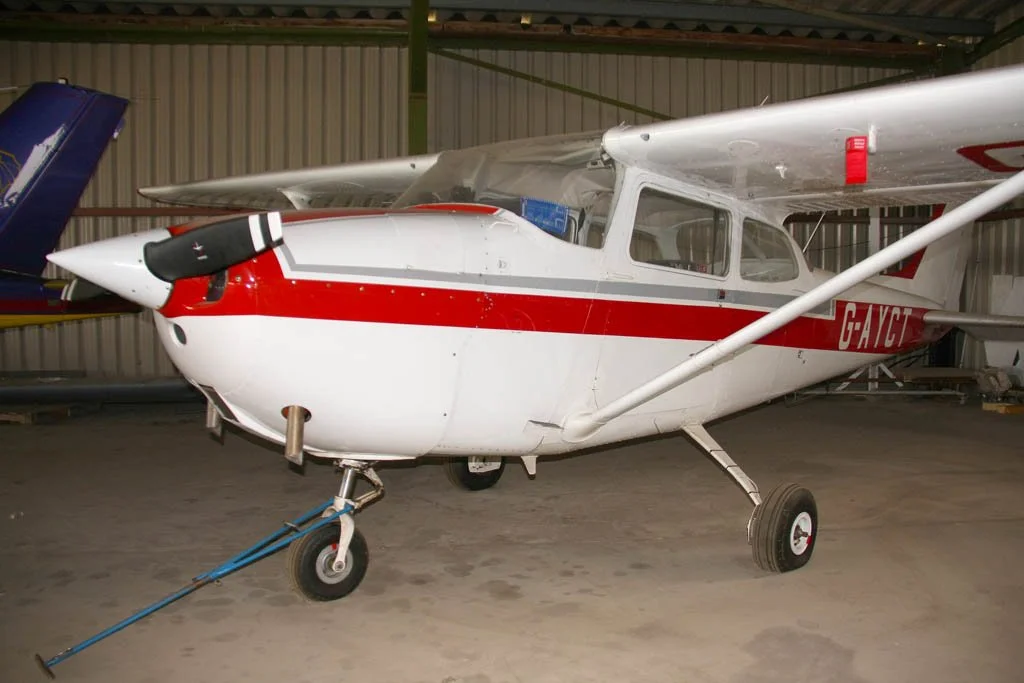17Sep30_G-AYCT_SR