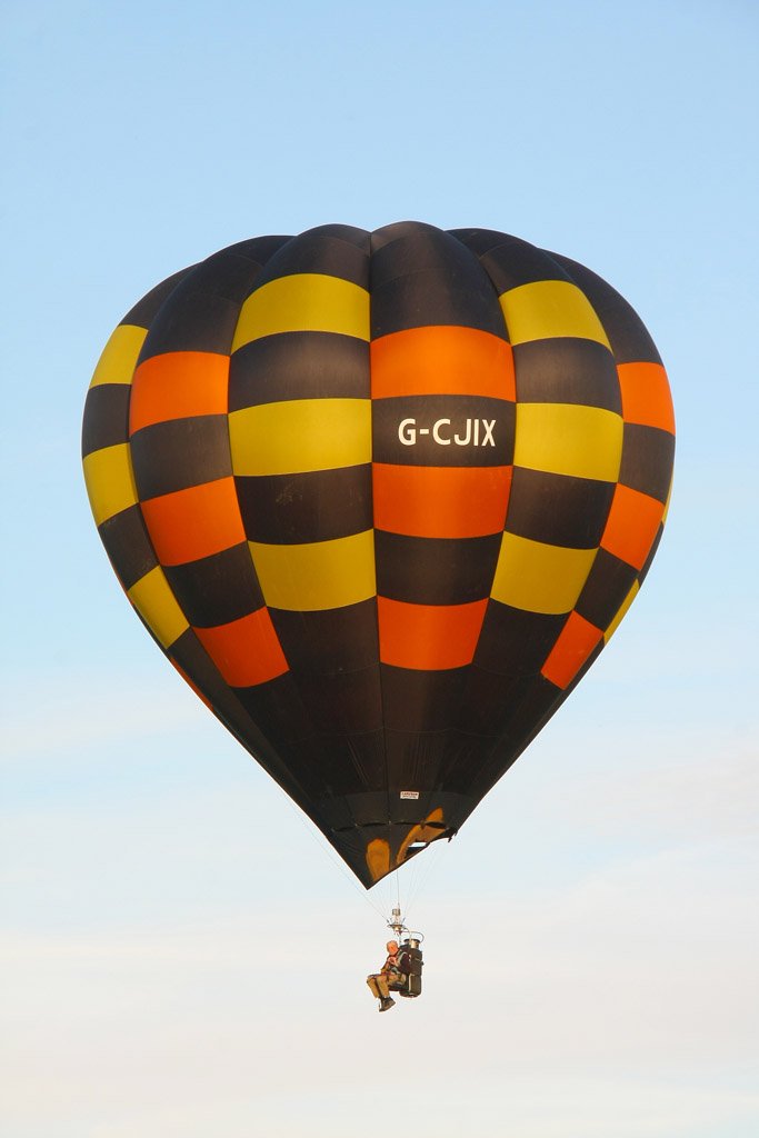 18Jun15_G-CJIX_(2)_SR