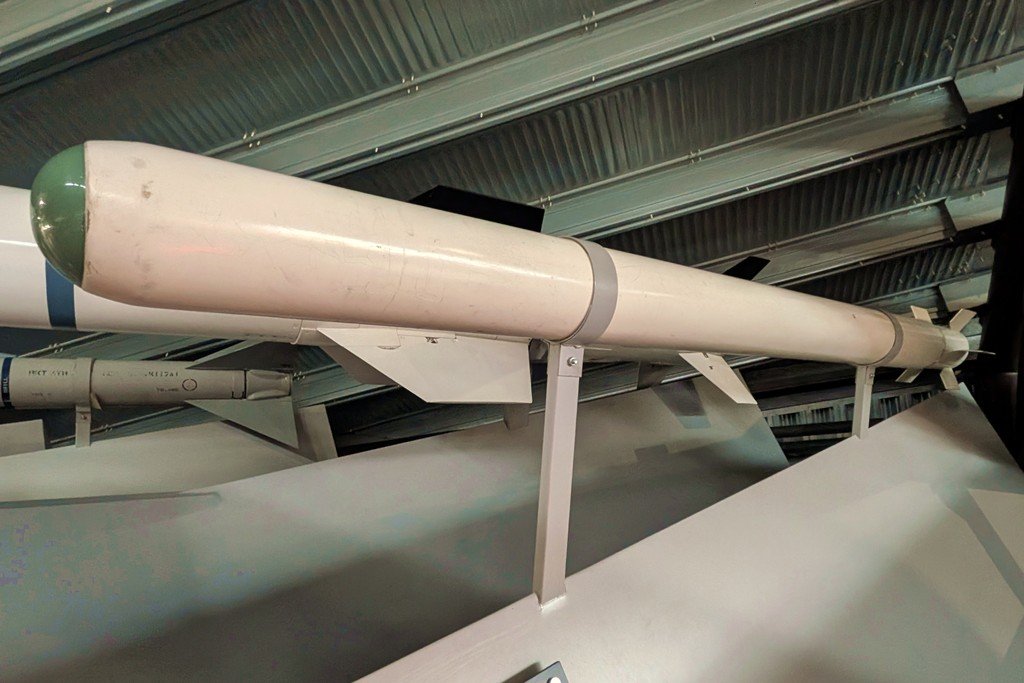 26Jun12_Missile_(21)_SR (SRAAM)