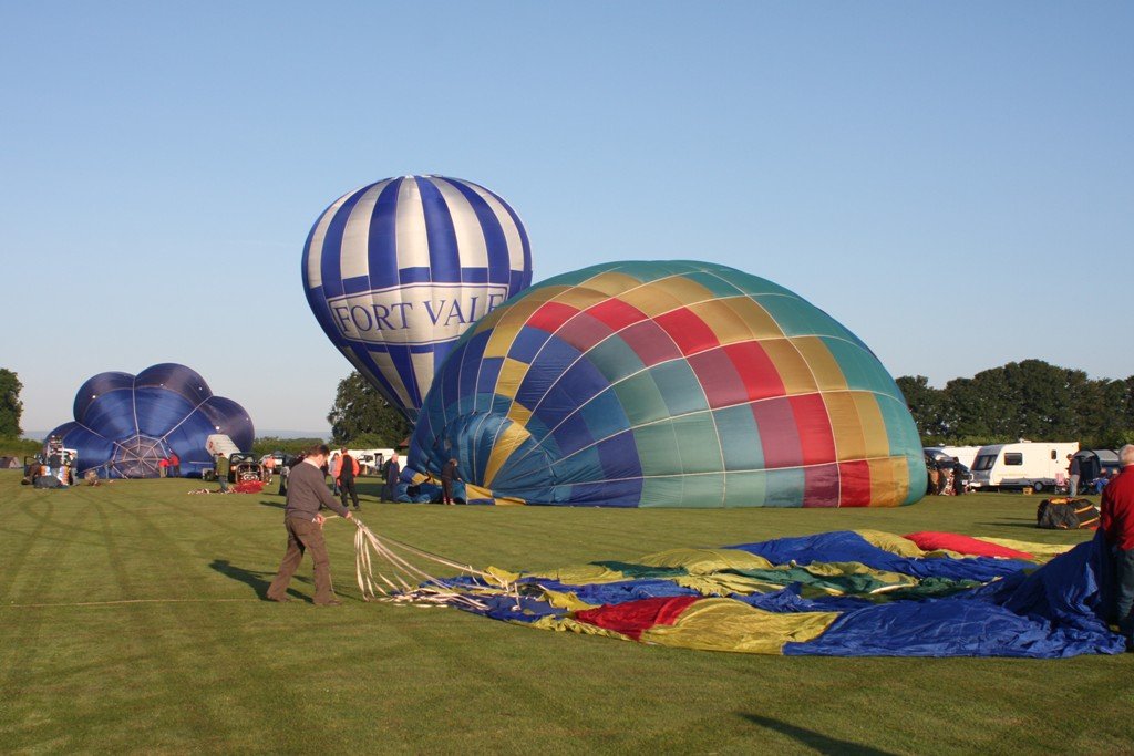 D4-362 (G-FVEL, BXCN).JPG