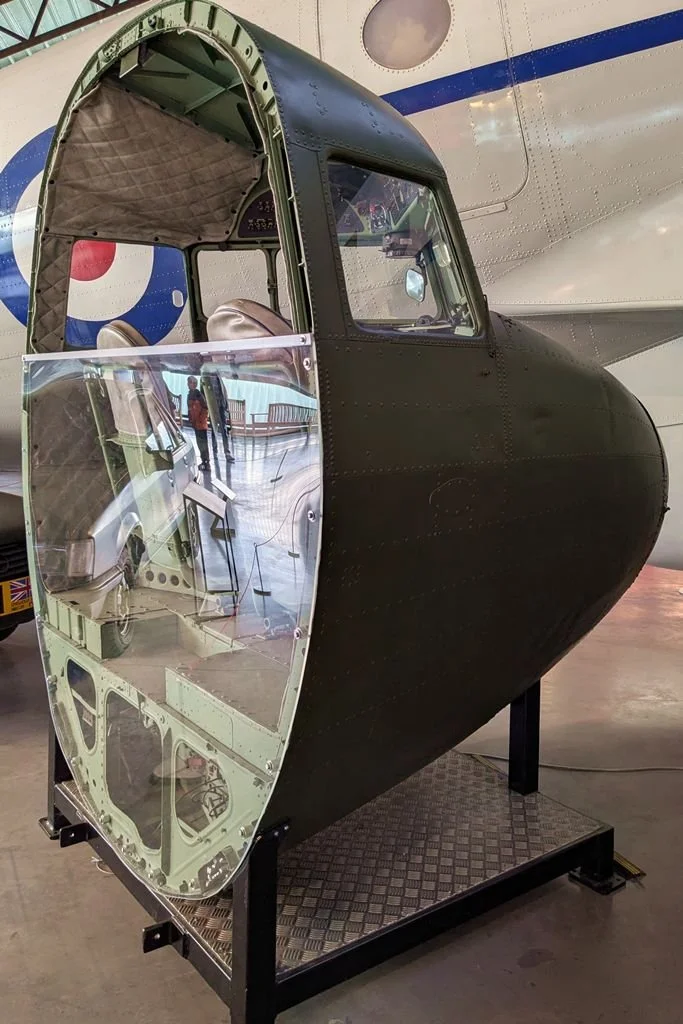 25Oct27_N9050T_(2)_SR