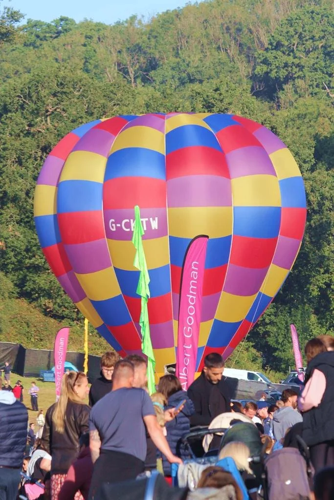 26Aug08_G-CKTW_(1)_SR