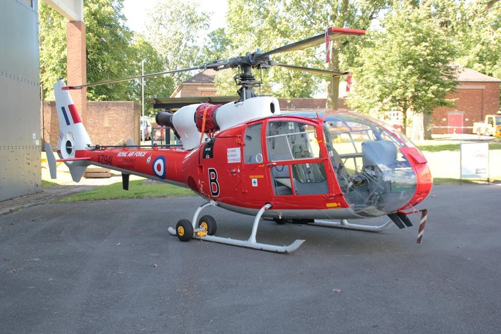 26Jun12_XZ941_(2)_SR
