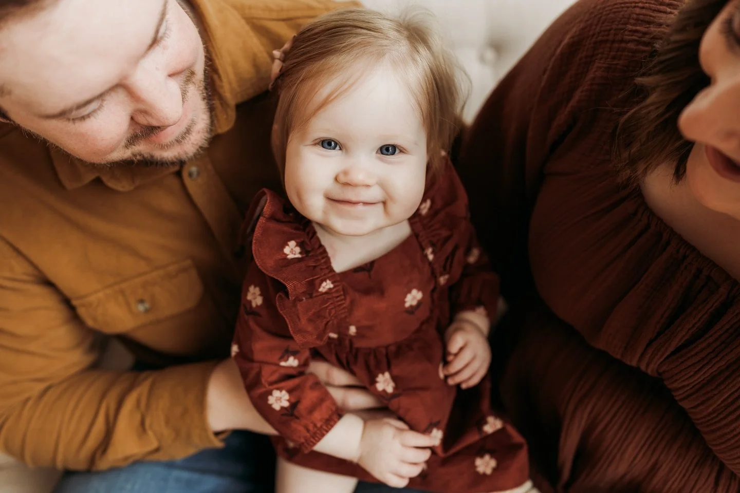 As the holidays are fast approaching, the greatest gifts are holding your loved ones tight and preserving memories.  I am so honored to preserve some of the most precious memories for my client families!  Love you all and look forward to seeing how y