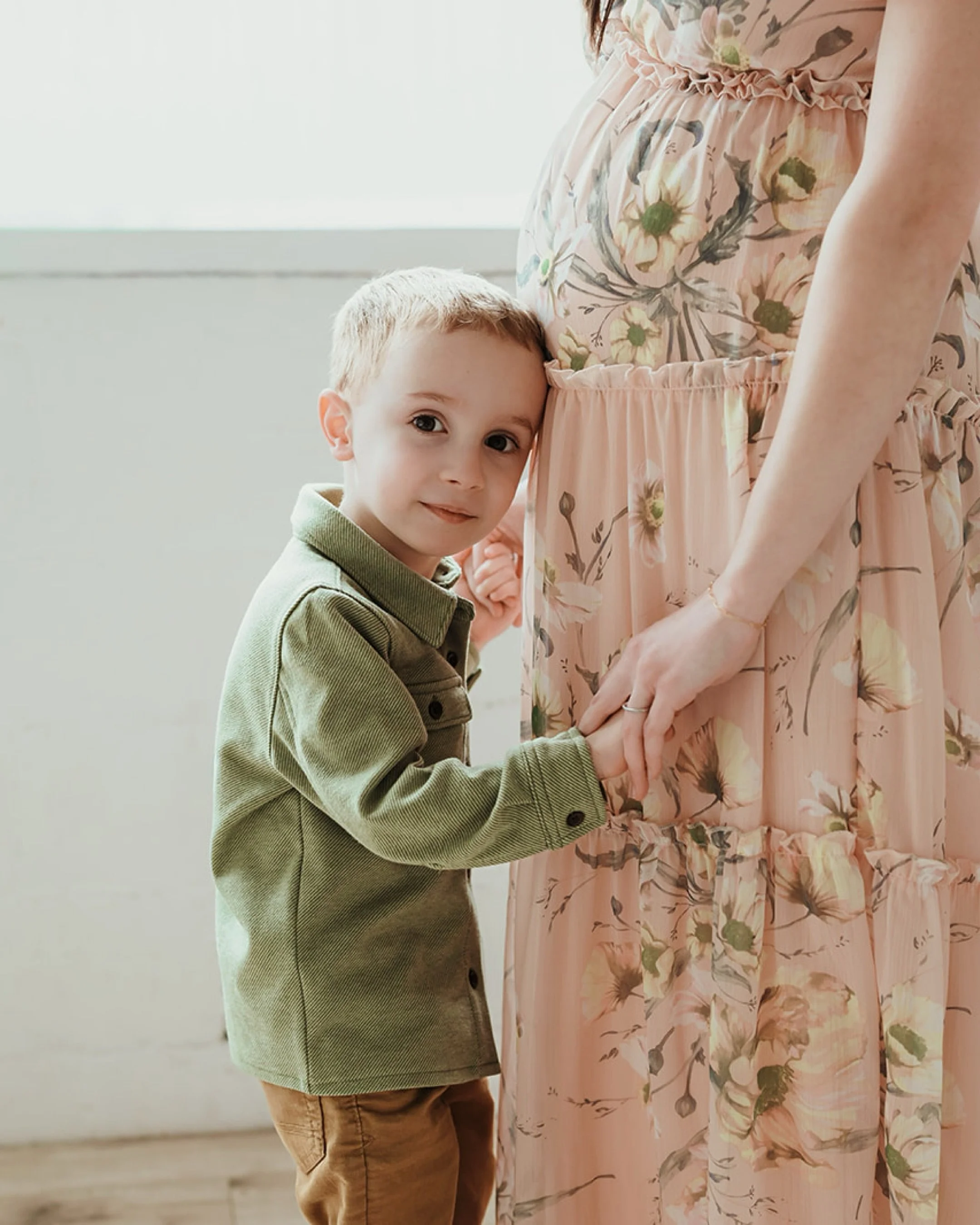 Can my older children be a part of my maternity shoot? They can, and they should! Your children are welcome at all maternity sessions, whether you choose to have yours in my Minneapolis studio or at an outdoor location in the greater Twin Cities area