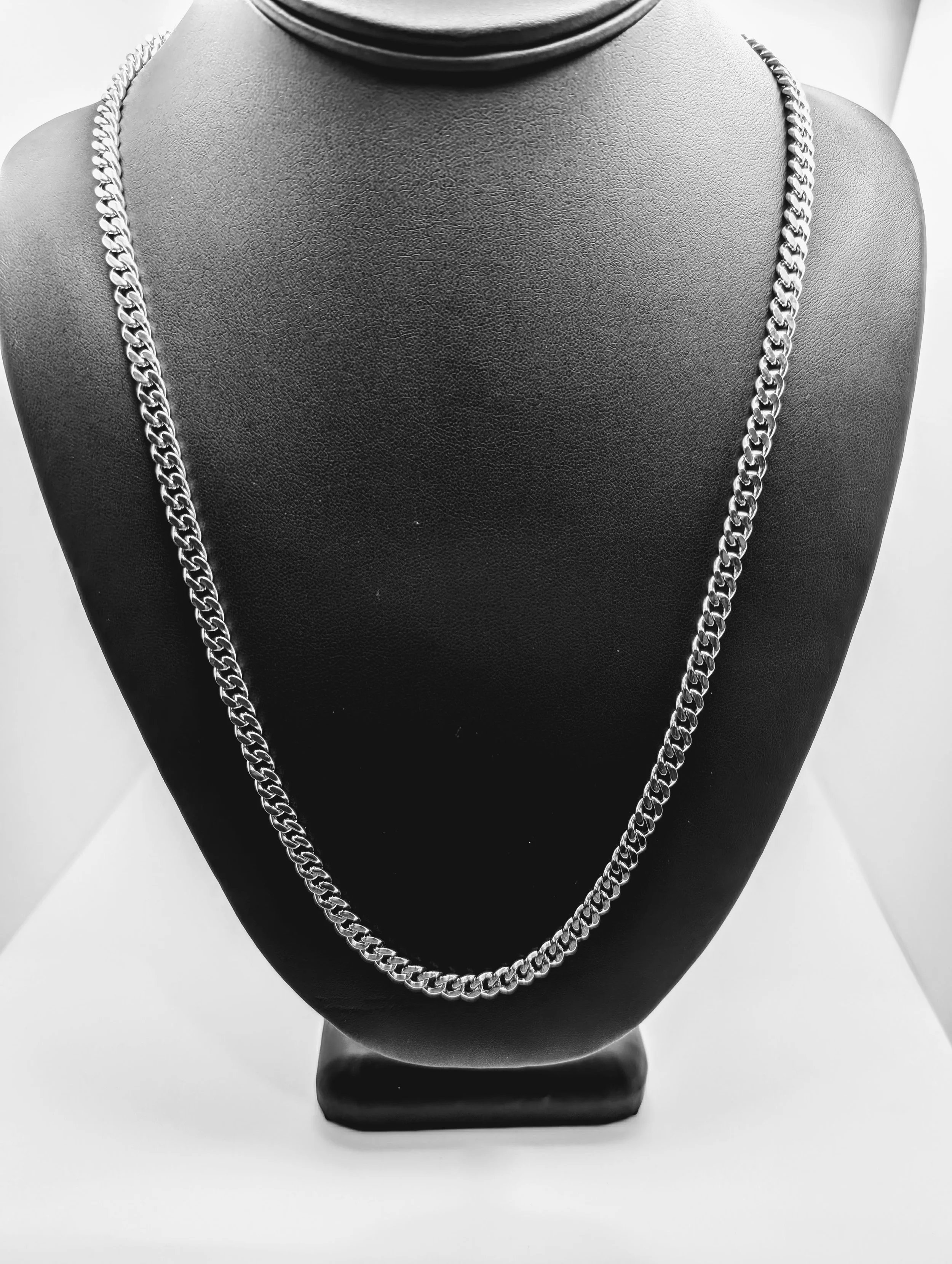 Diamond curb cut Silver chain neckless 24inch, 5mm