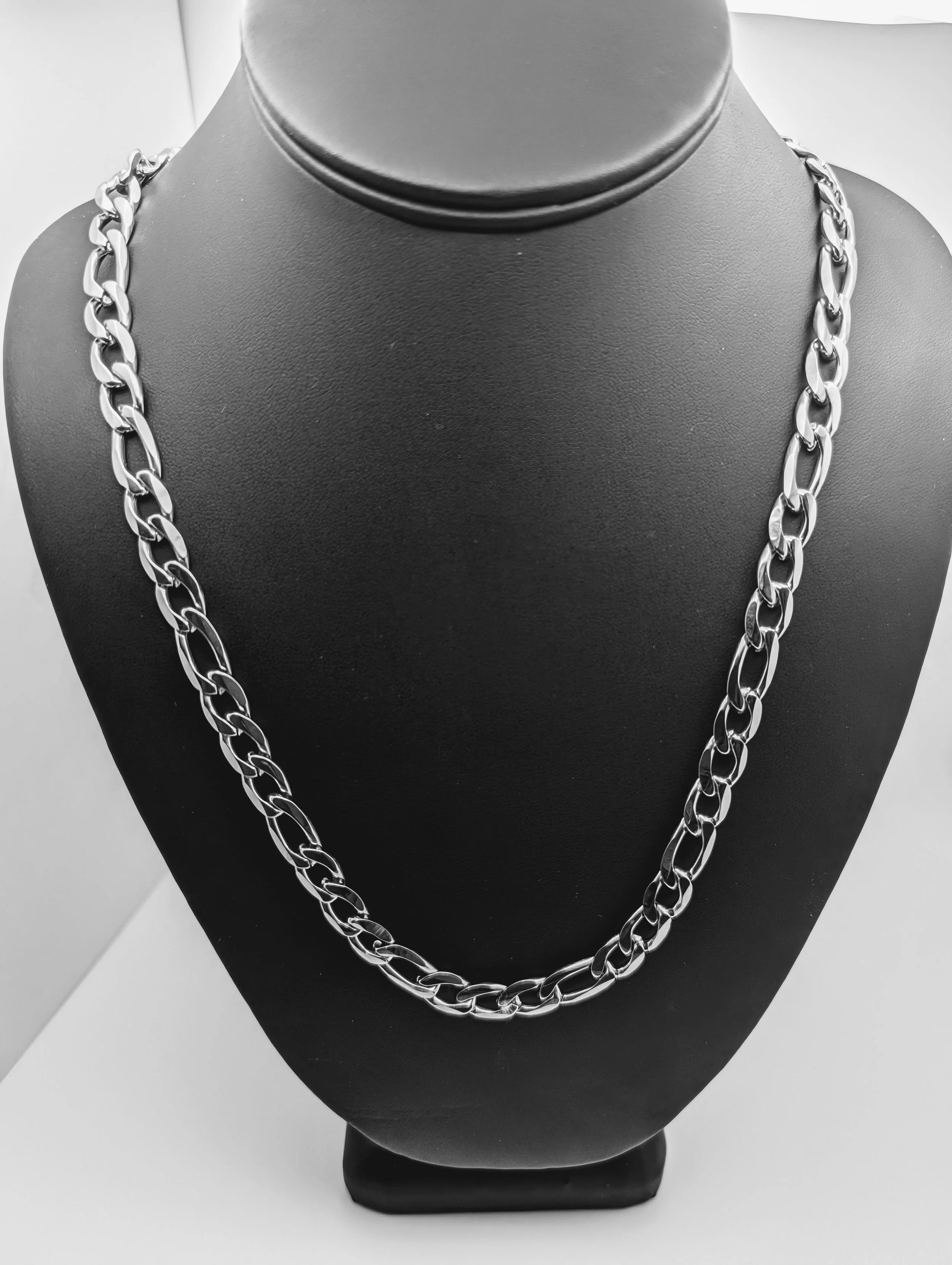 silver-figaro-24inch-10mm-neckless.jpg