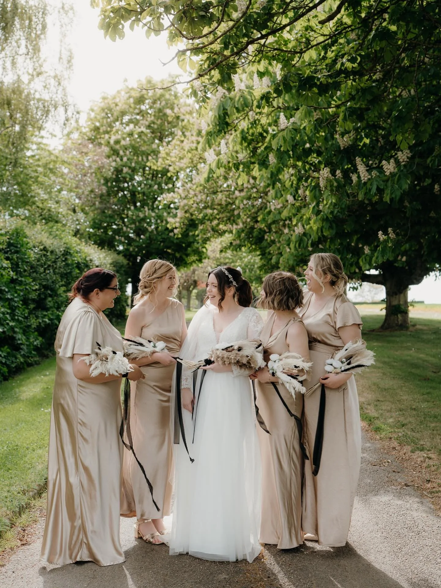 A few highlights from Sarah &amp; Jason&rsquo;s day. Was such a lovely day, and a privilege to capture Sarah&rsquo;s day considering we&rsquo;ve known each other since being babies and her parents are my godparents ❤️

Venue: @allmanorofevents 
MUA: 