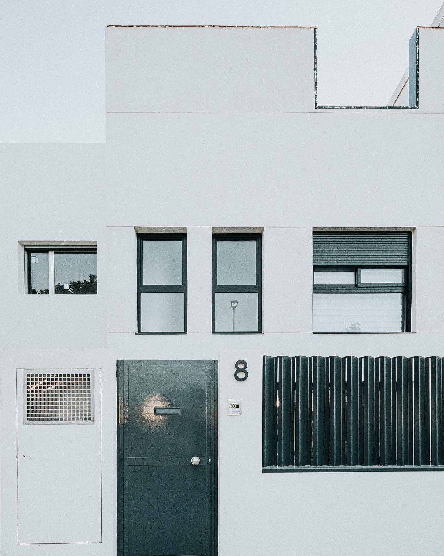 Blanco y negro
-
#architecture #archilovers #fachadas #minimalism #archdaily #archilover #archidesign #home #paiporta #valencia #whitehouse