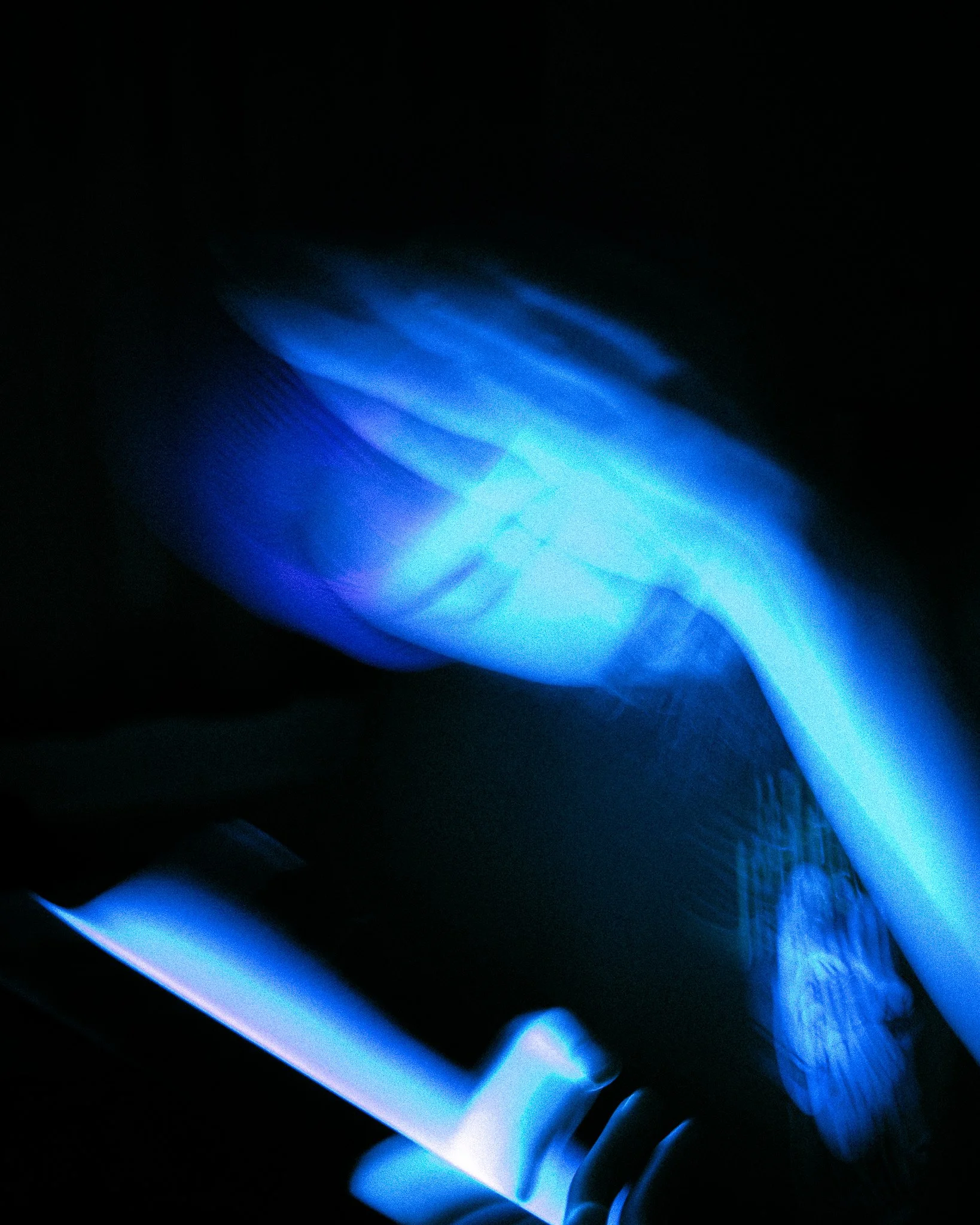 three blue cars promo photo