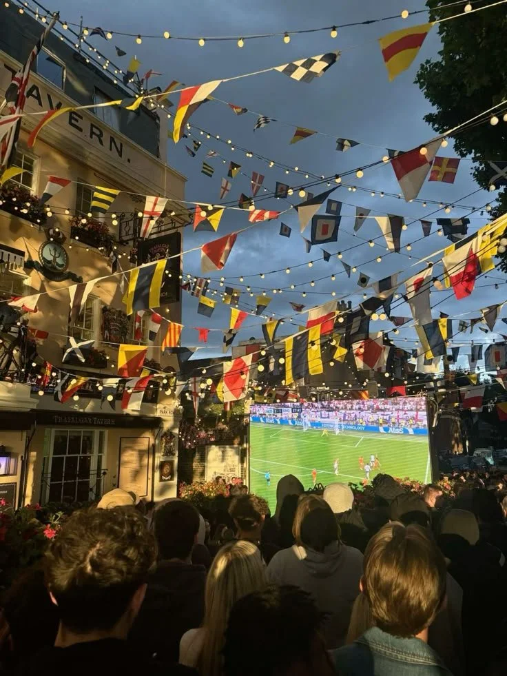 Football Night