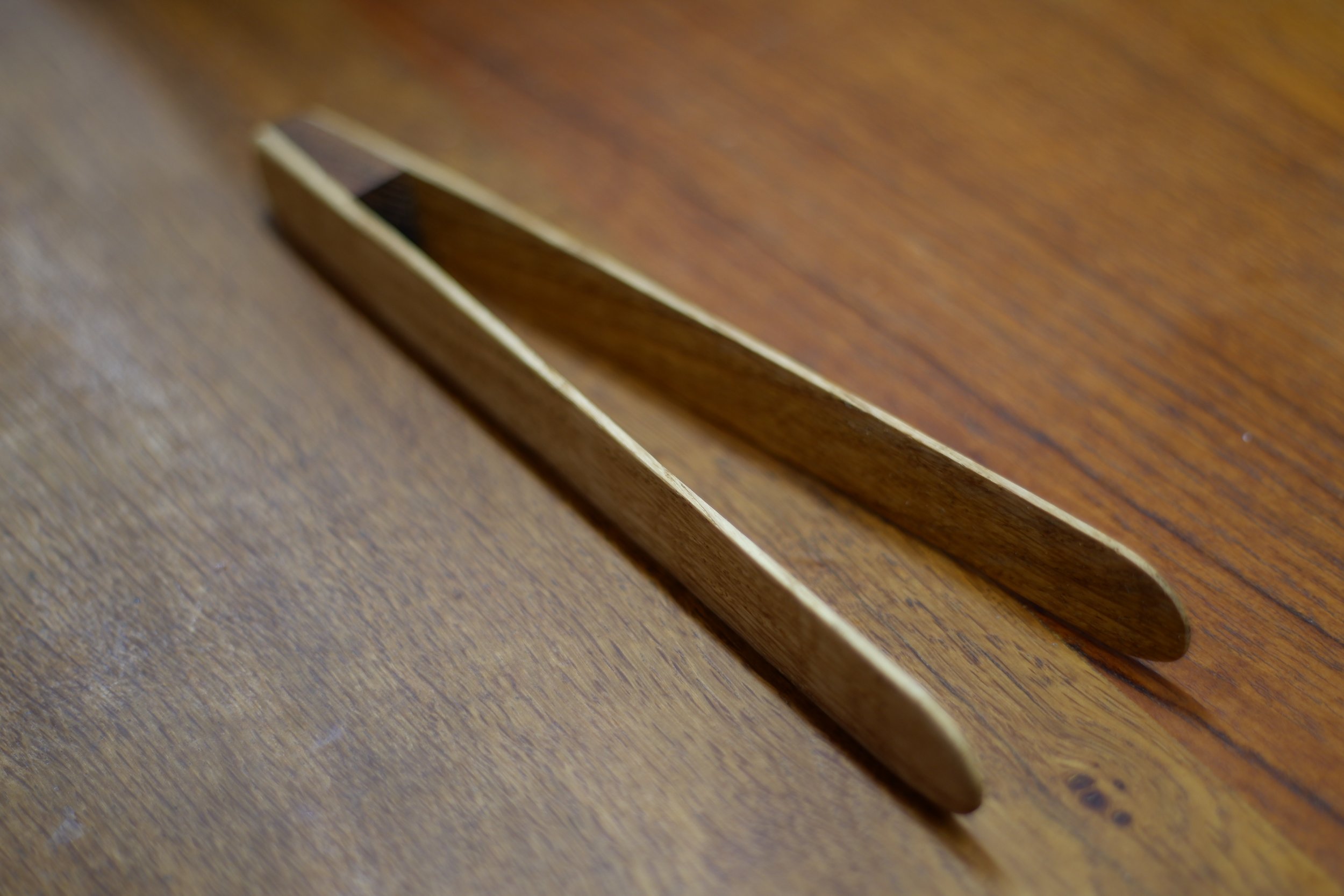 Oak and Elm Toast Tongs