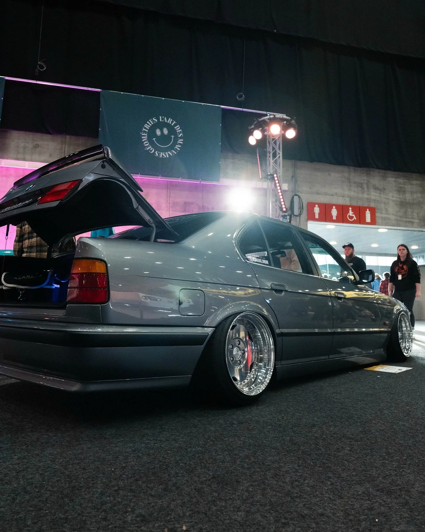 Fitment on point
&bull;
&bull;
@oijoij_society 
&bull;
&bull;
#stance #carshow #oslomotorshow