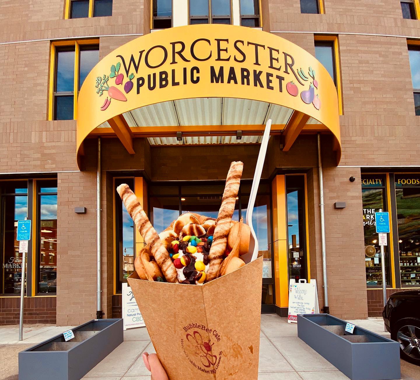 Bubble Bee _Worcester Public Market.jpg