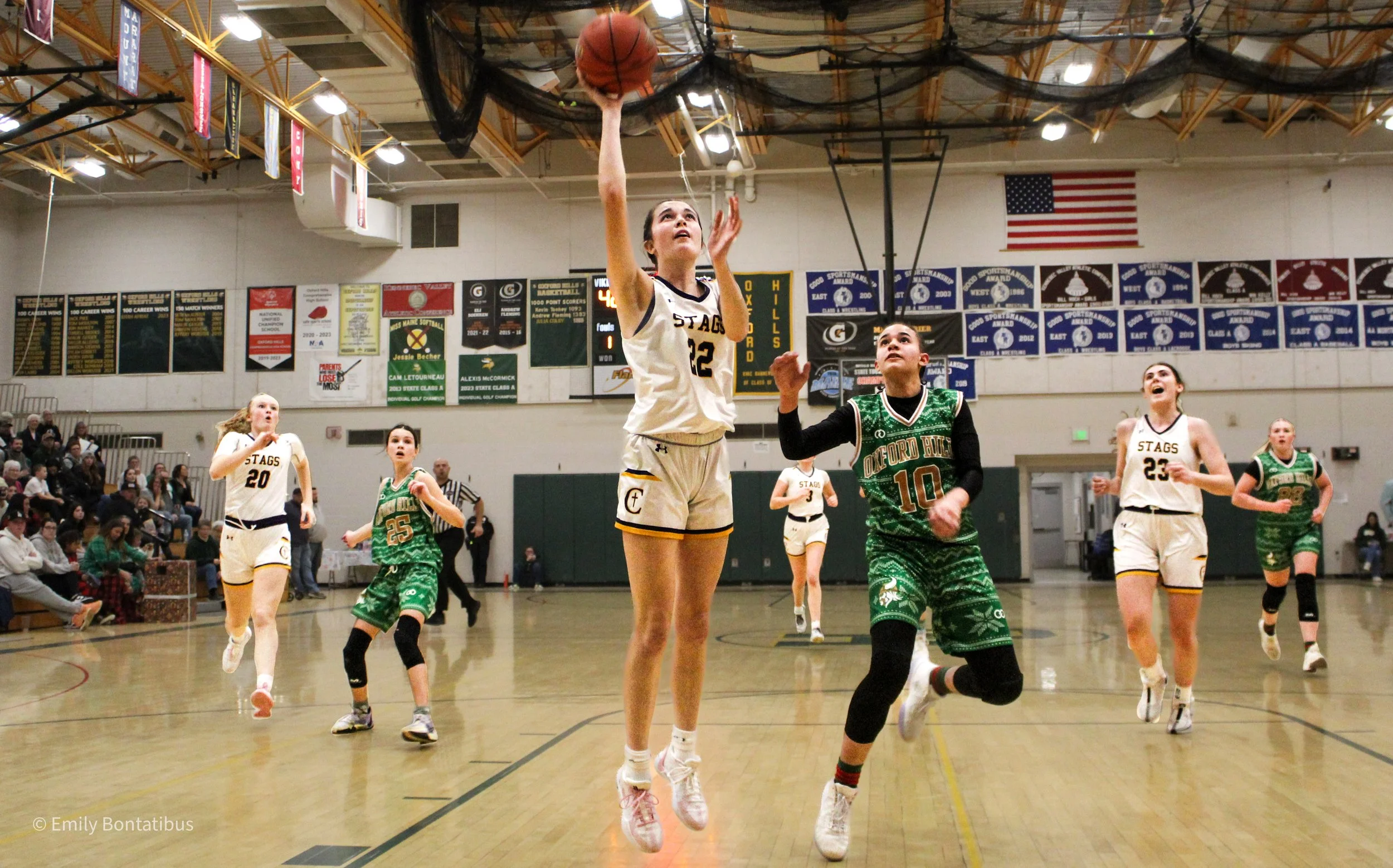 Cheverus blows out Oxford Hills 76-47