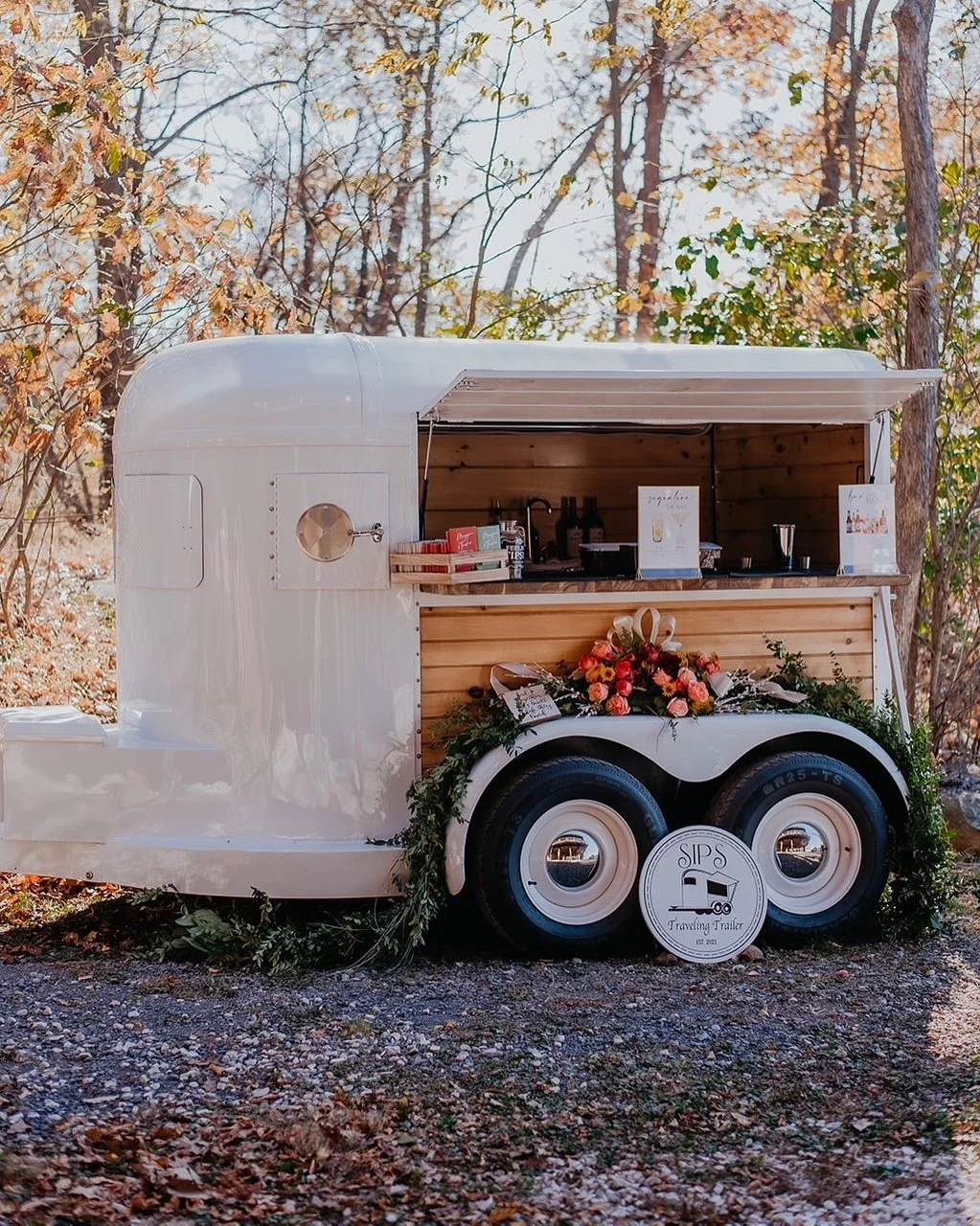 Photo: Immortal Beloved Photo
Venue: Blue Mountain Lodge - Linden VA