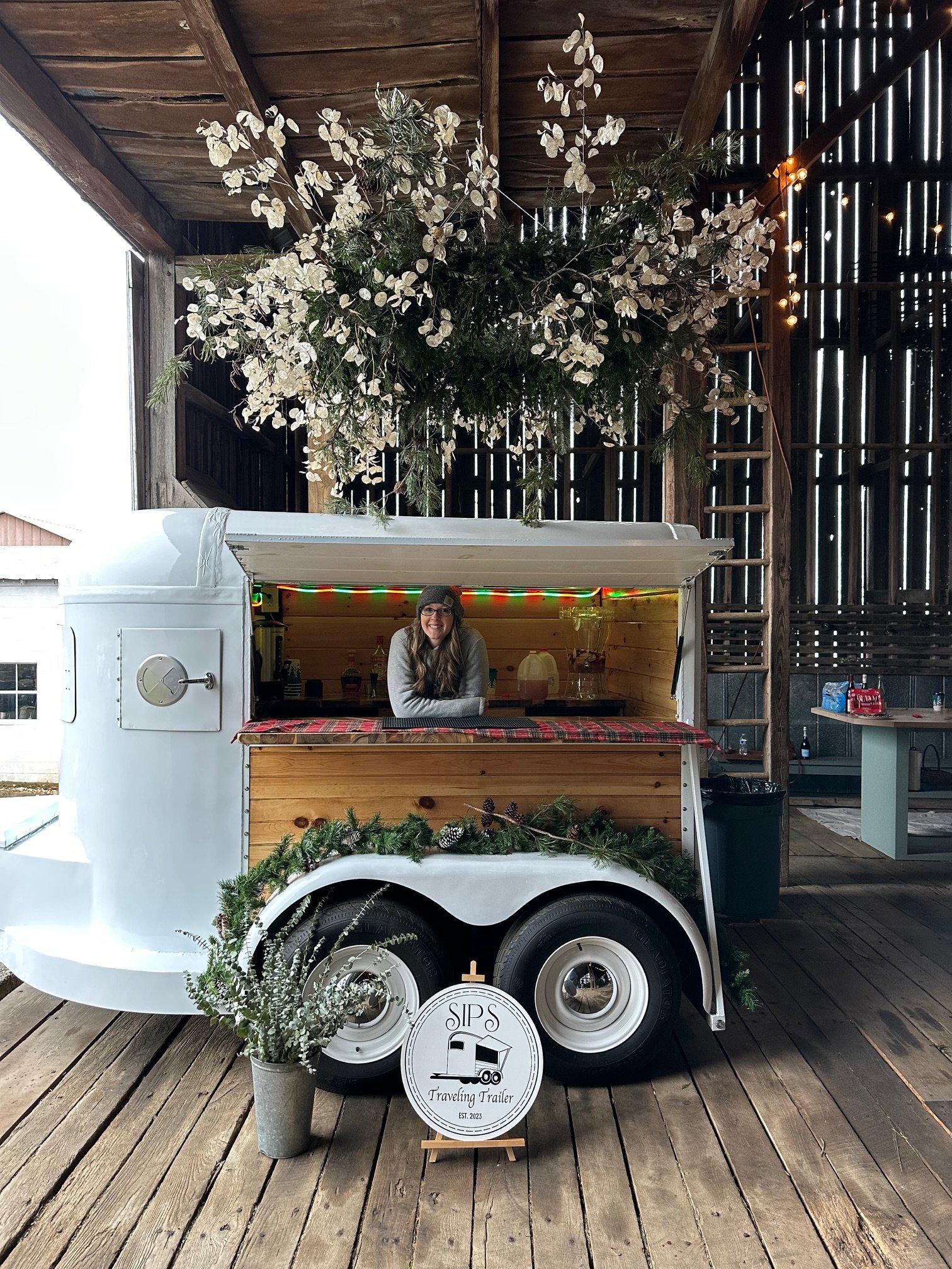 Christmas Wreath Workshop with Hunt County Gardens at Armarc Farms