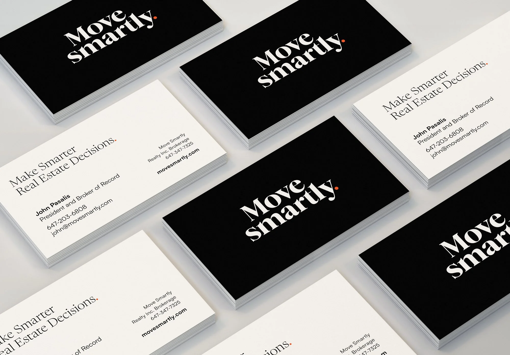 Black and white Move Smartly business cards