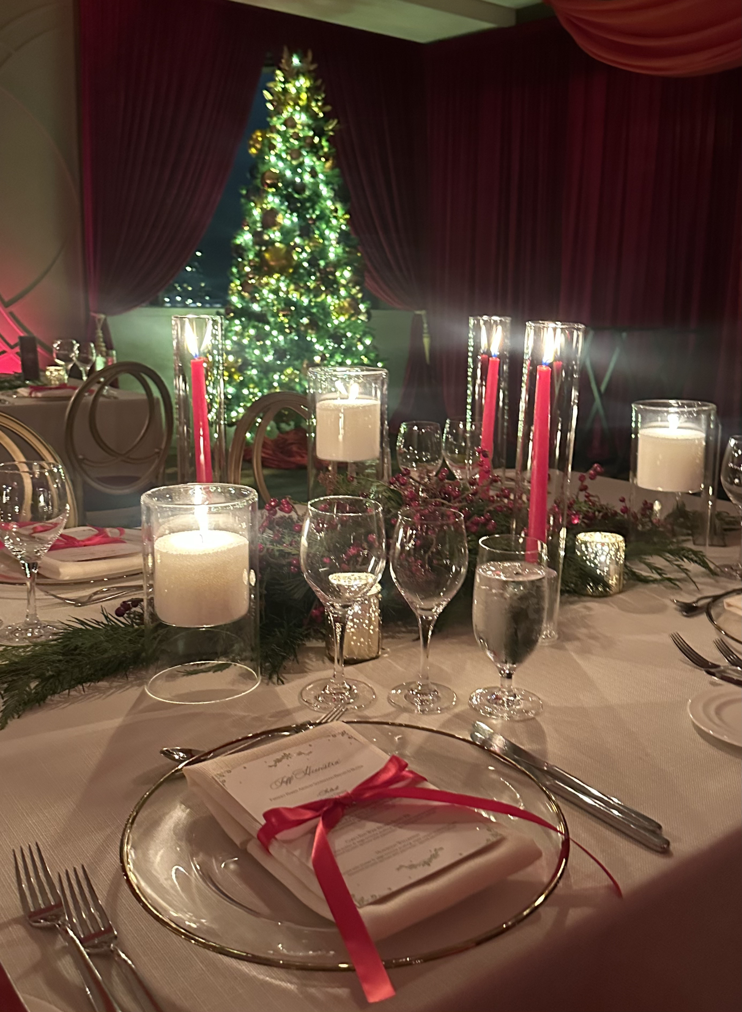 2025.12.05_Mosaic Homes Christmas_6128.png