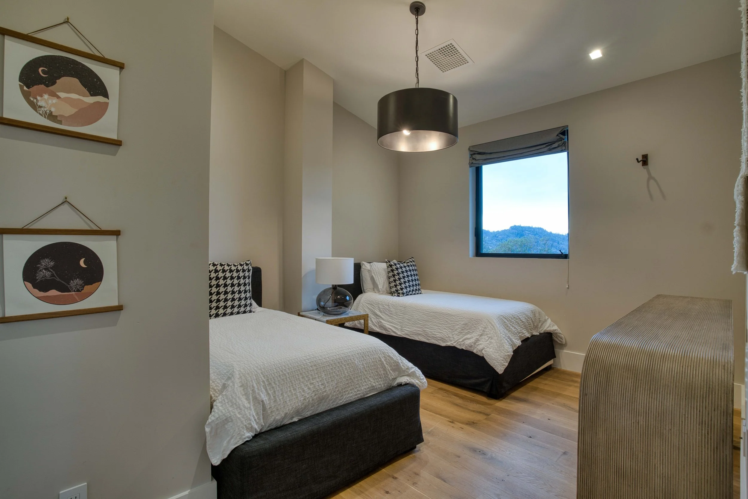 $1225 Full Retreat + Twin Overnight