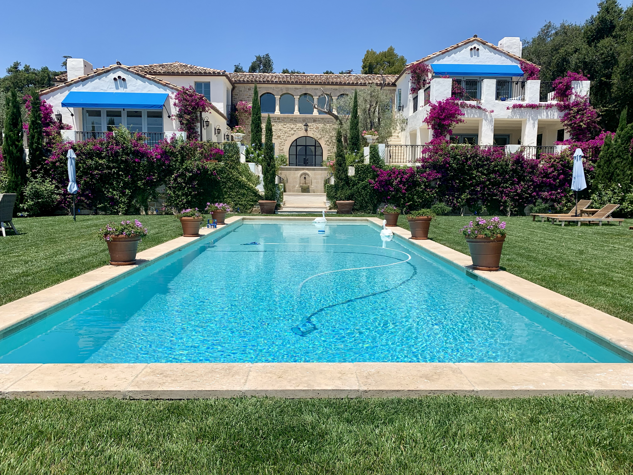 Weekly pool service in Montecito