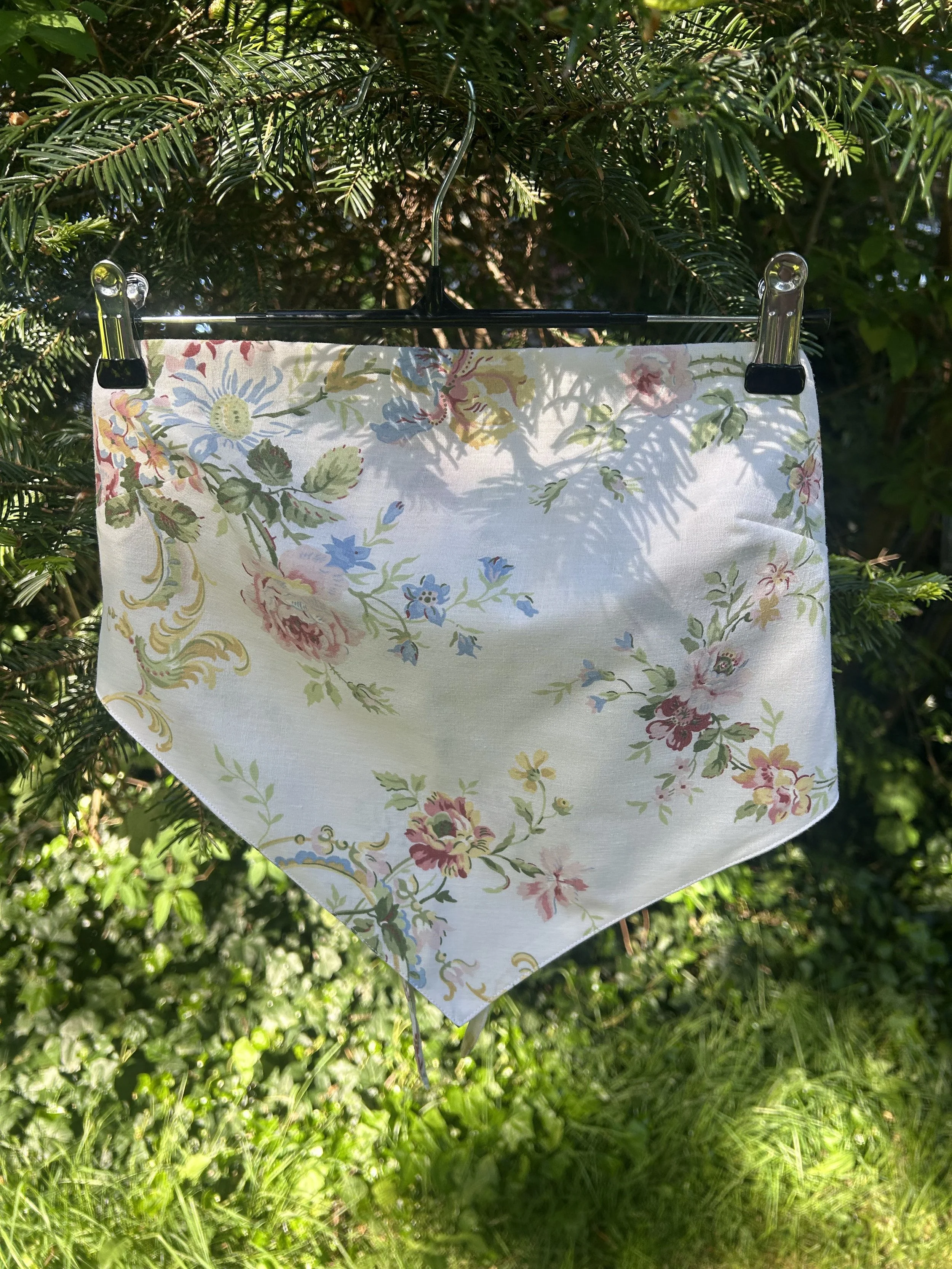 The Isla Top (Cottage Floral) M